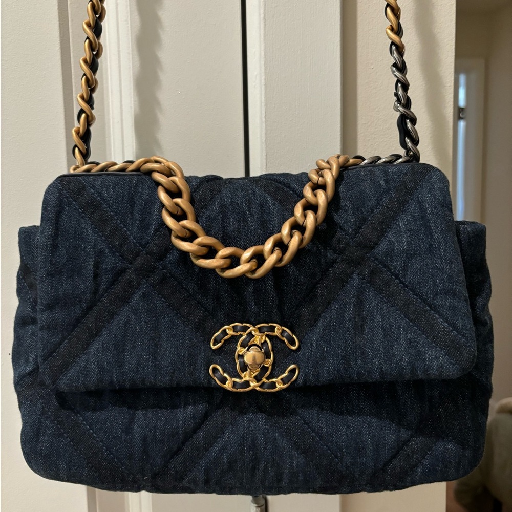 CHANEL Jean Crossbody Bag